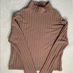 Olivia Rae Long-sleeved Cropped Turtleneck